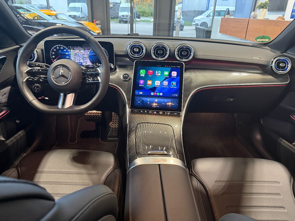 Mercedes-Benz C 300 2025