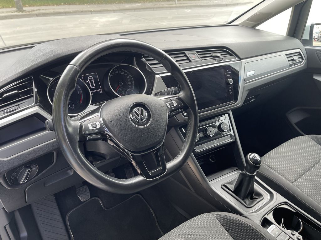 Volkswagen Touran 2019