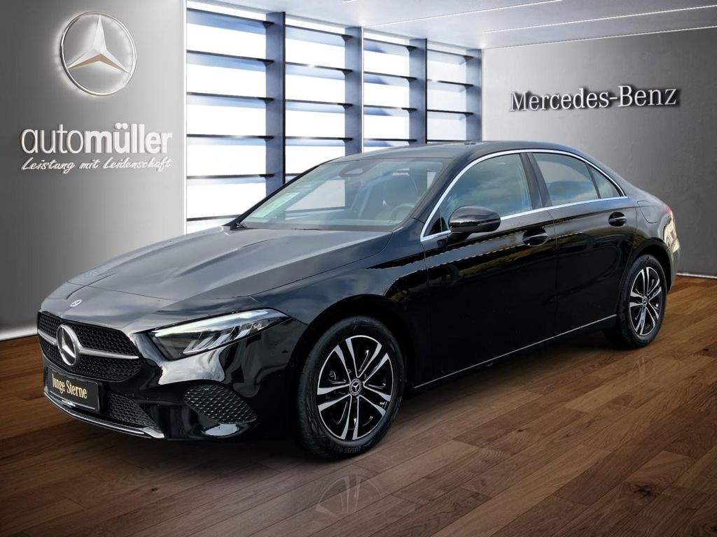 Mercedes-Benz A 200 2024