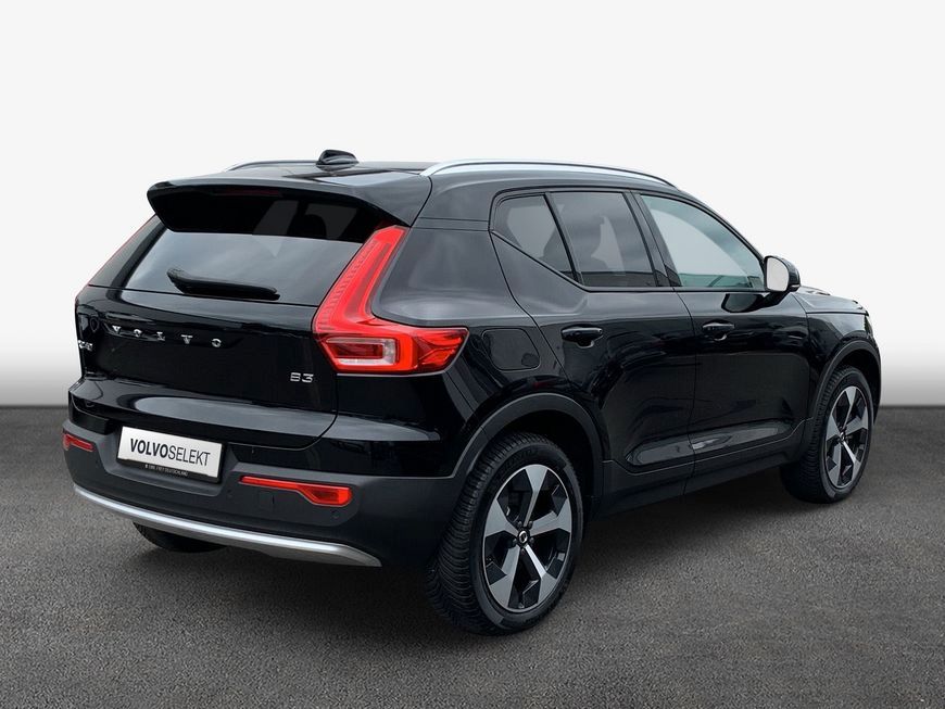 Volvo XC40 2024