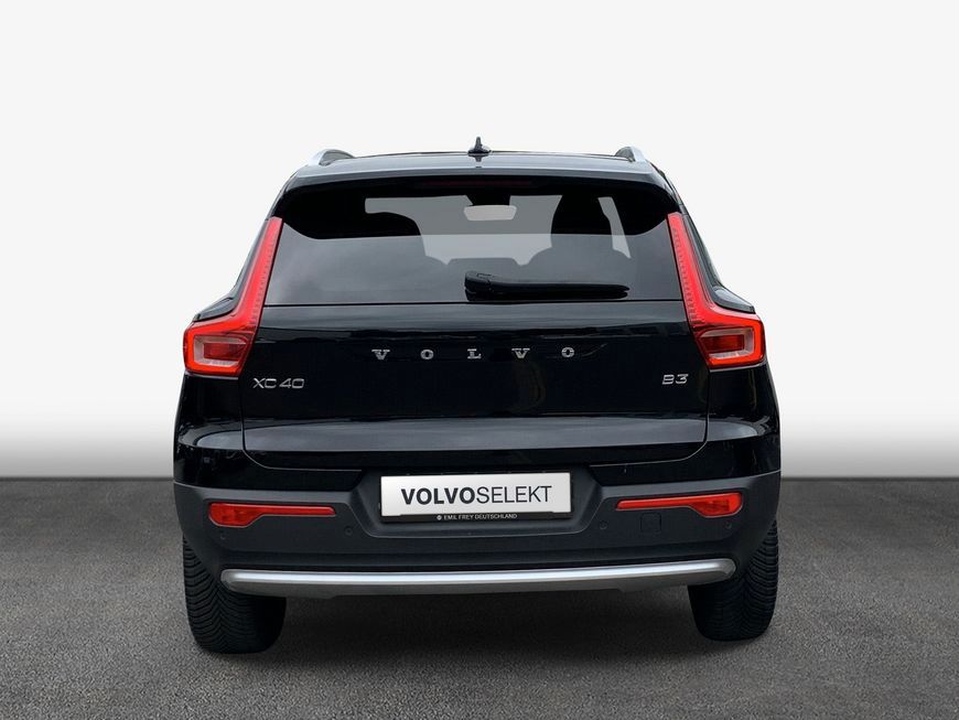Volvo XC40 2024