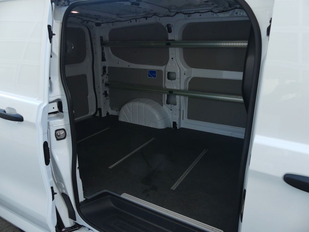 Ford Transit Custom 2024