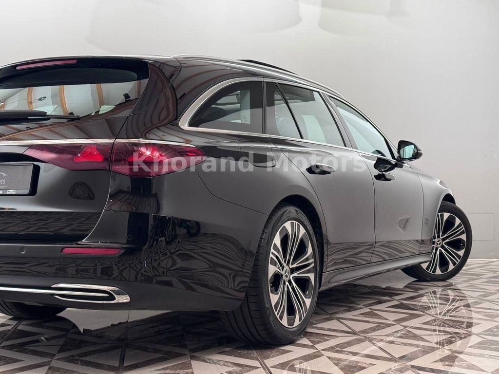 Mercedes-Benz E 220 2024