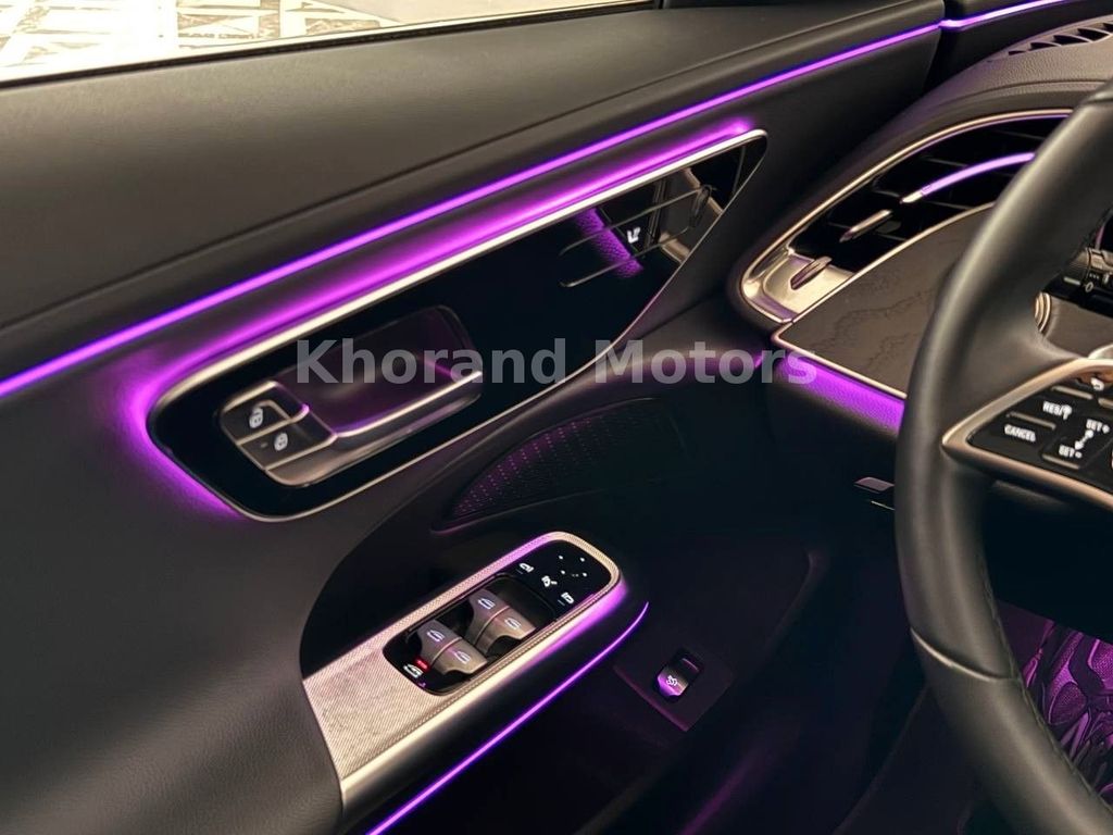 Mercedes-Benz E 220 2024