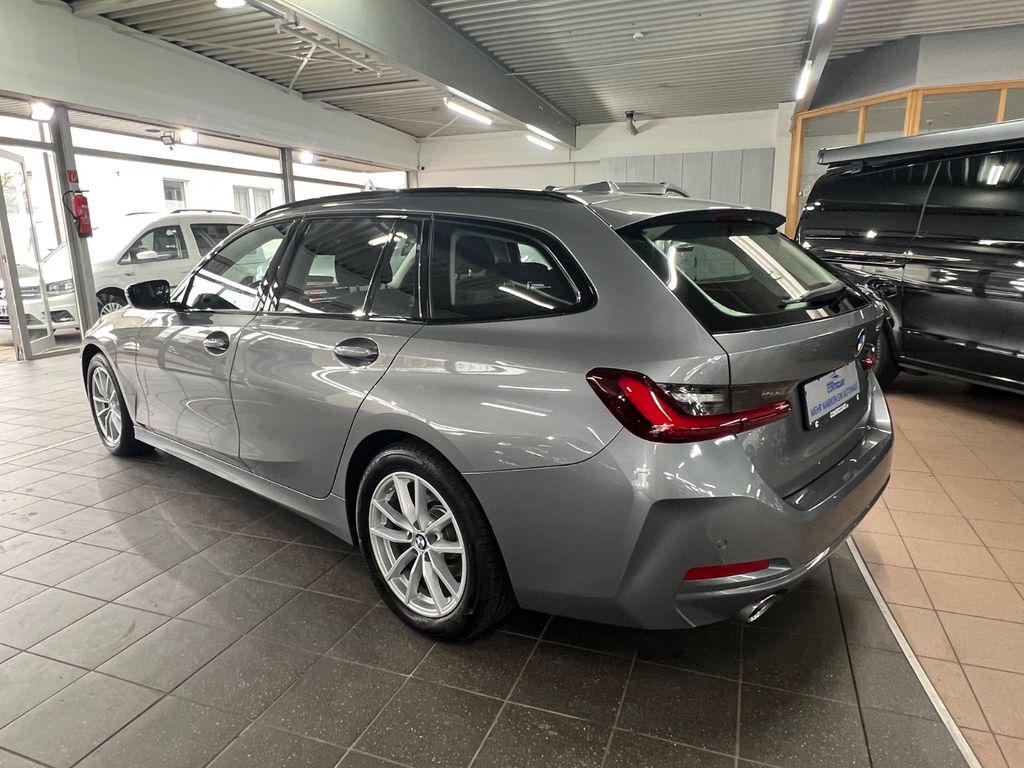 BMW 318 2022