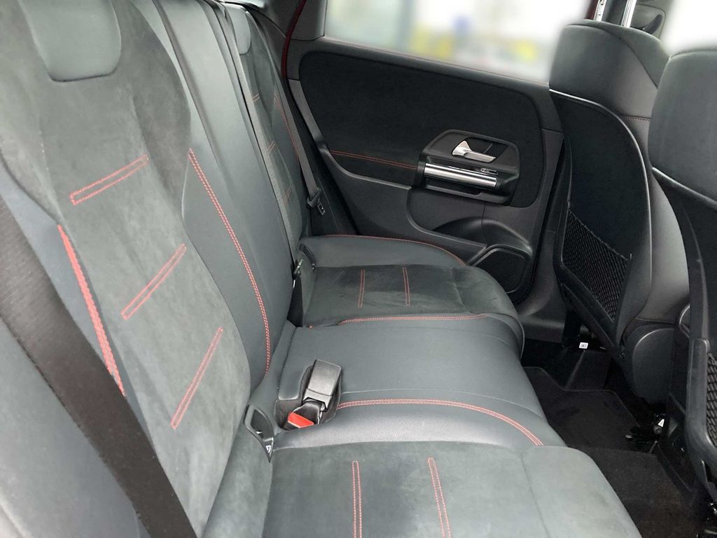 Mercedes-Benz B 250 2022