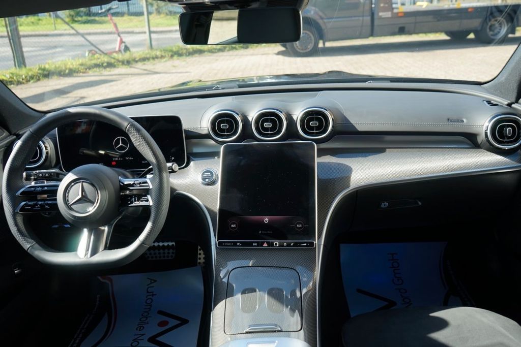 Mercedes-Benz C 300 2025