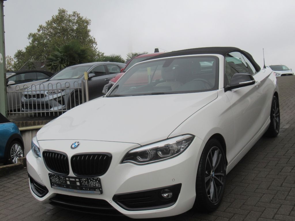 BMW 218 2021