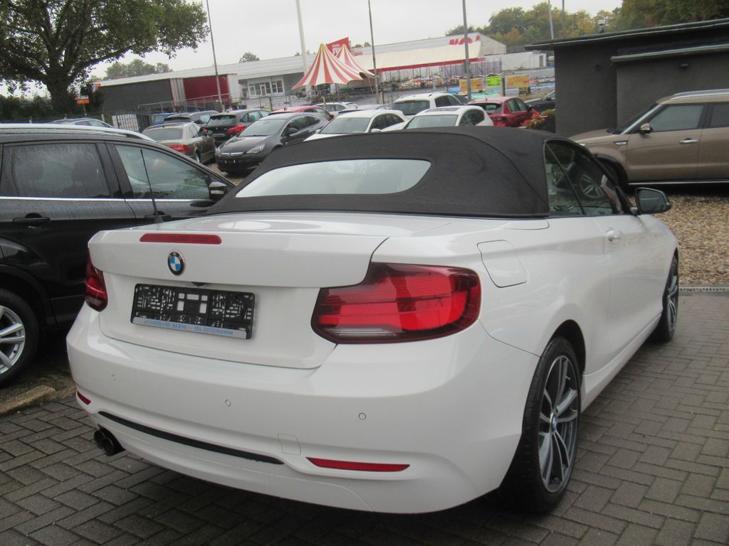 BMW 218 2021