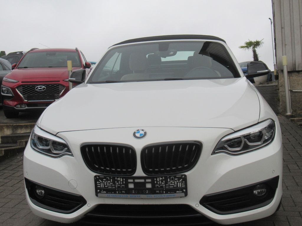 BMW 218 2021