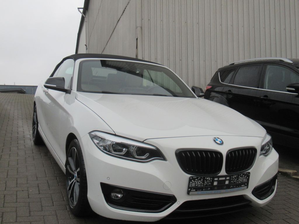 BMW 218 2021