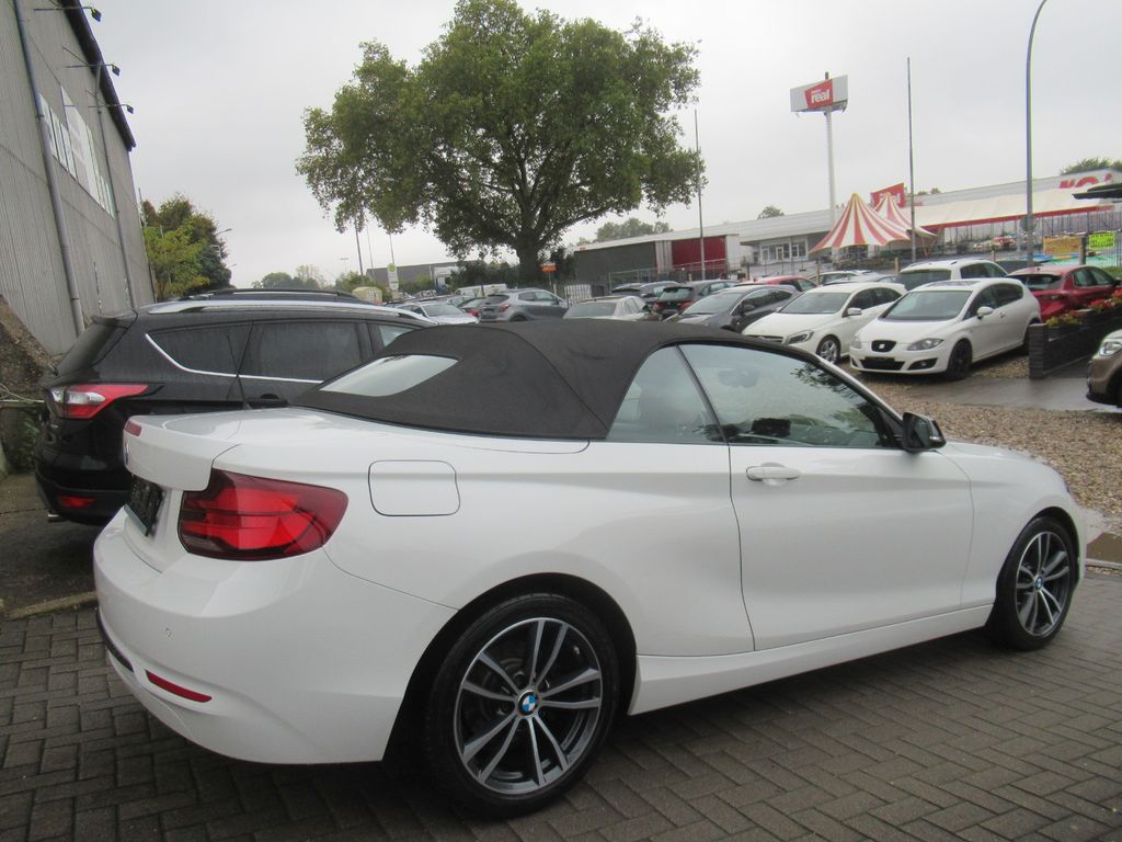 BMW 218 2021