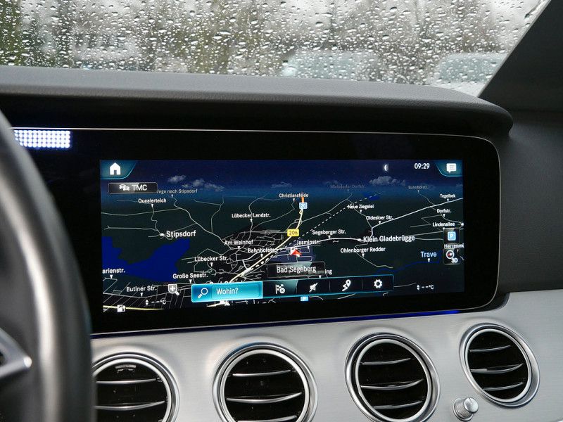 Mercedes-Benz E 300 2022