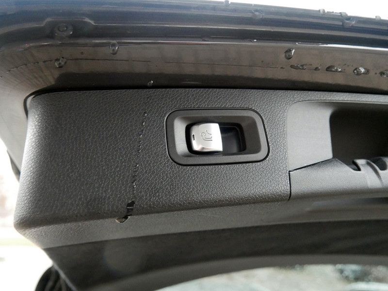 Mercedes-Benz E 300 2022