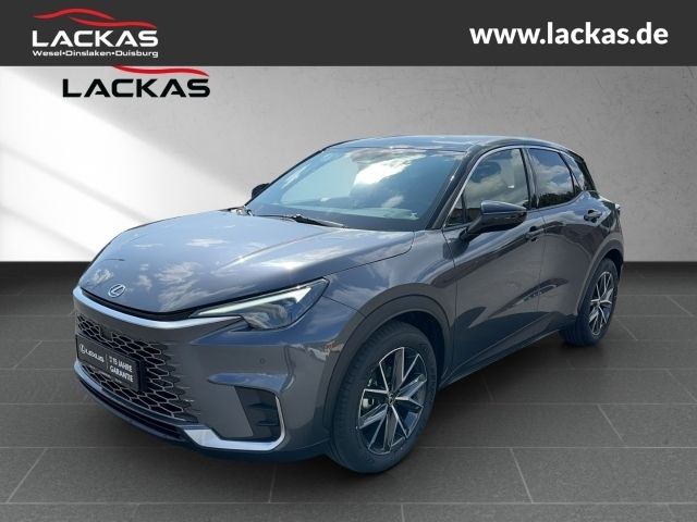 Lexus LBX