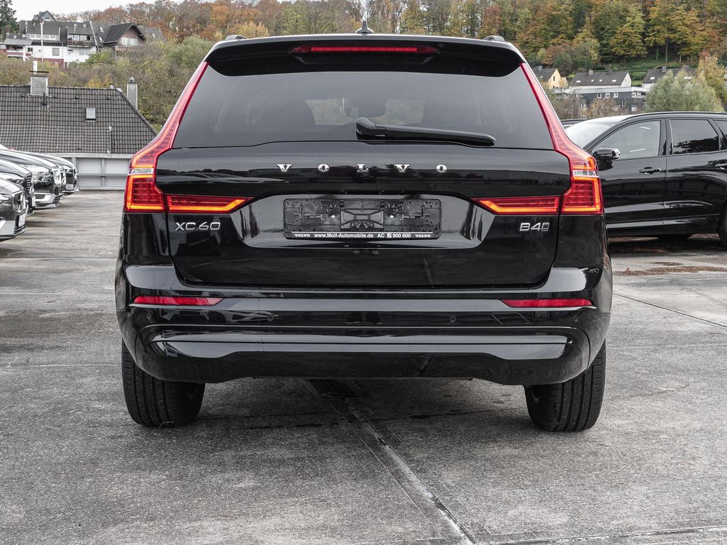 Volvo XC60 2022