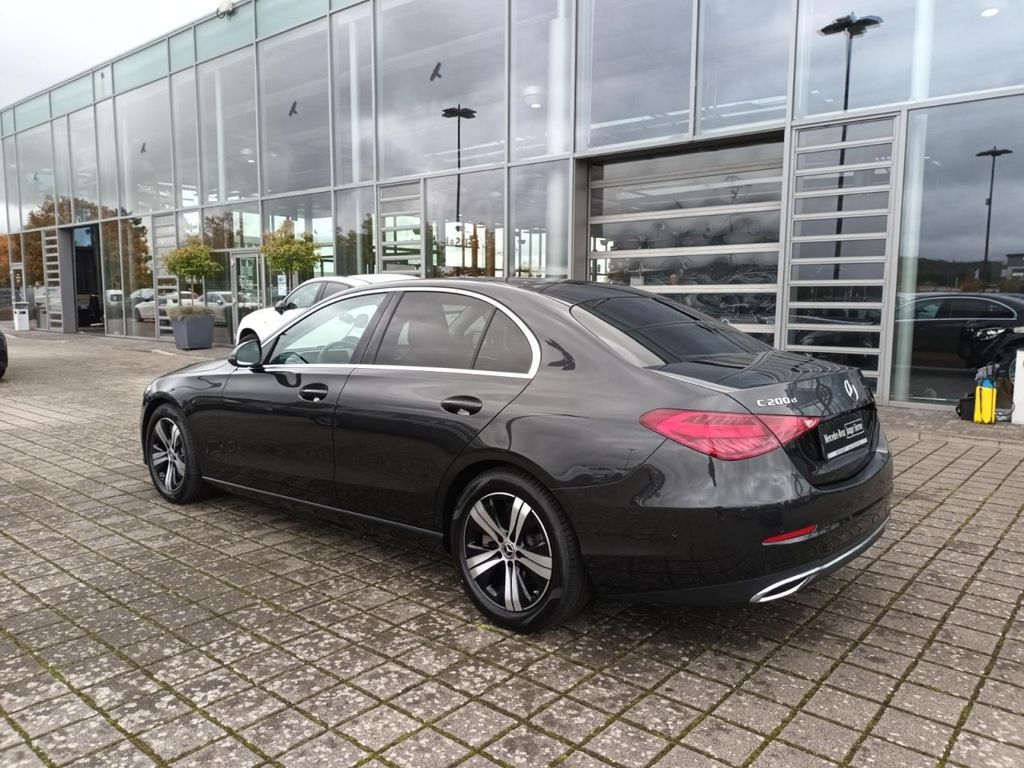 Mercedes-Benz C 200 2024