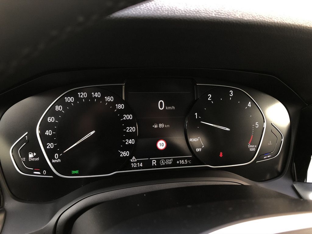 BMW 220 2022