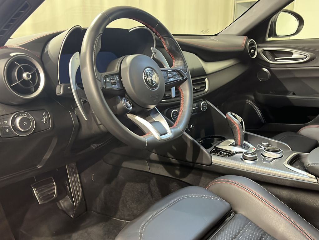 Alfa Romeo Giulia 2023