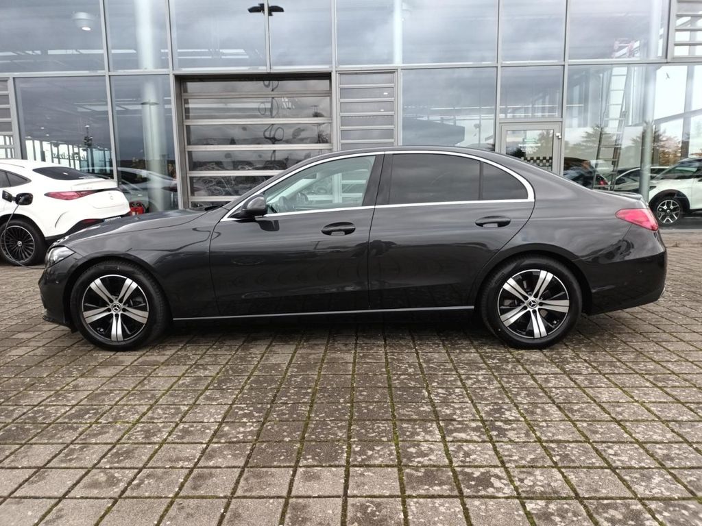 Mercedes-Benz C 200 2024