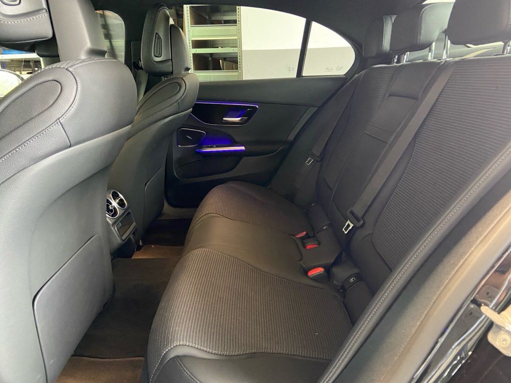 Mercedes-Benz C 220 2025