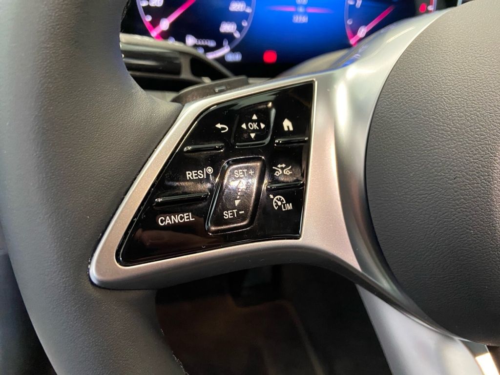 Mercedes-Benz C 220 2025