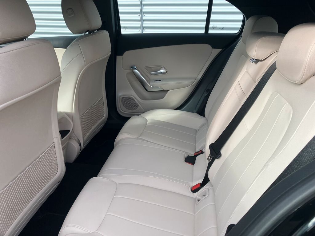 Mercedes-Benz A 200 2024