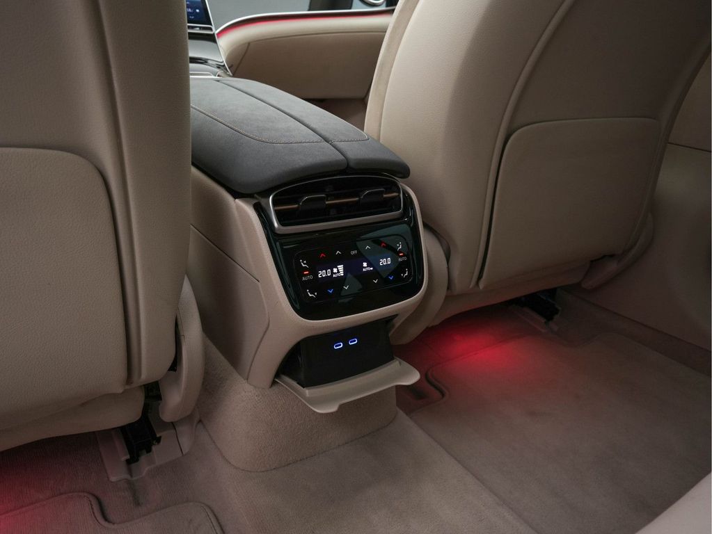 Mercedes-Benz EQS 2023