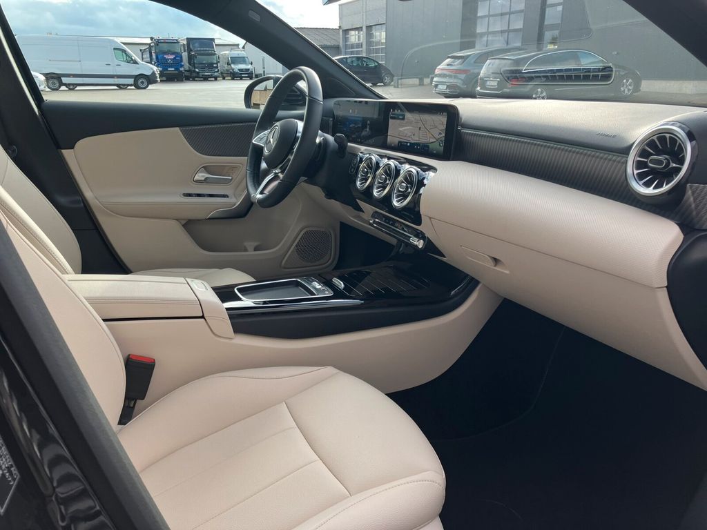 Mercedes-Benz A 200 2024