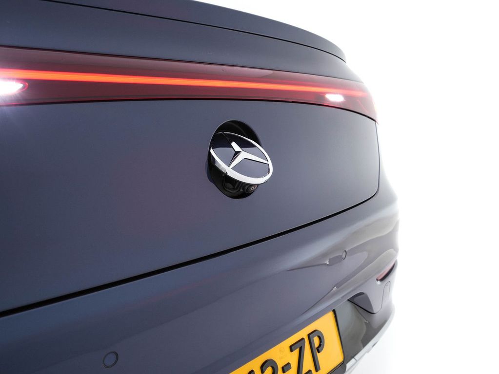 Mercedes-Benz EQS 2023