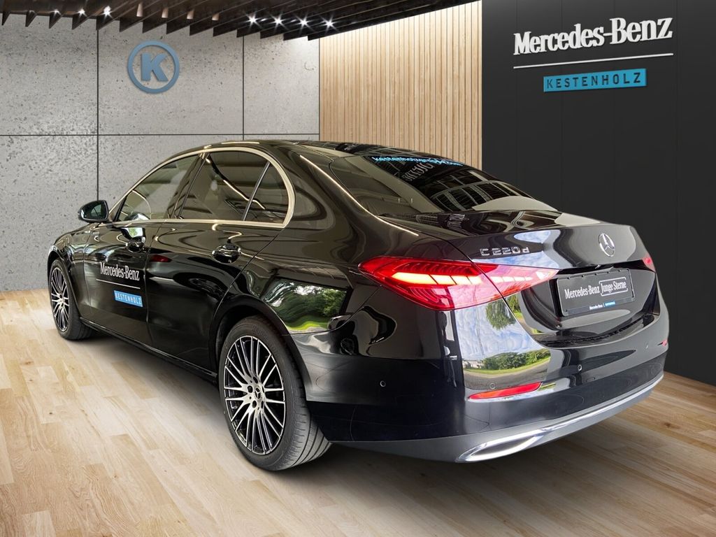 Mercedes-Benz C 220 2025
