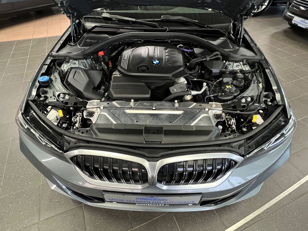BMW 318 2022