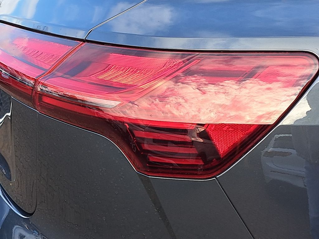 Audi e-tron 2022