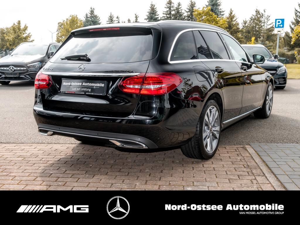 Mercedes-Benz C 300 2021