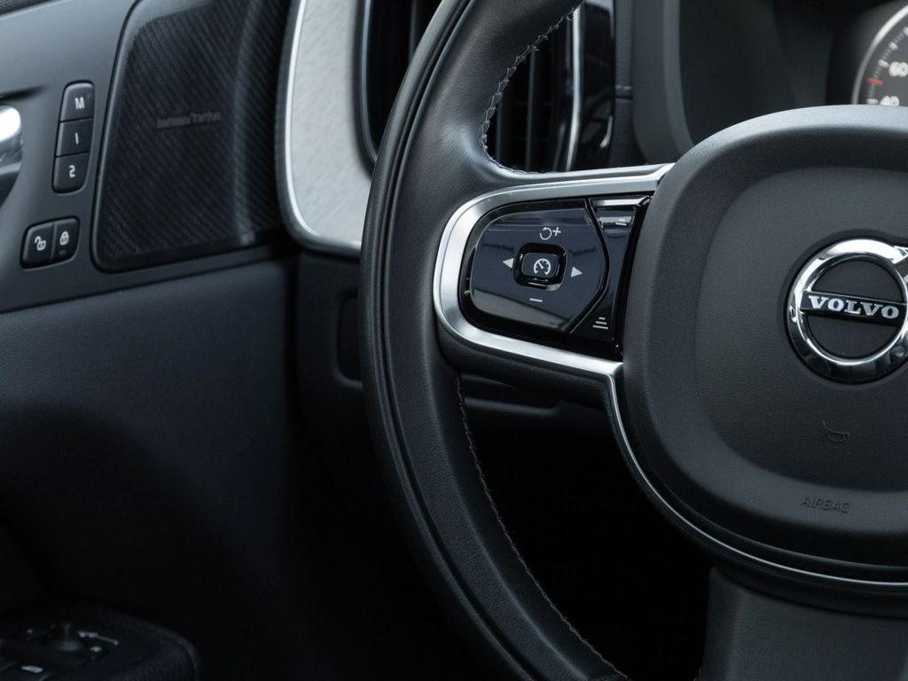 Volvo XC60 2021