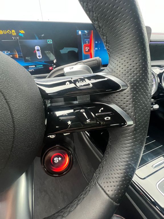 Mercedes-Benz CLA 35 AMG 2024