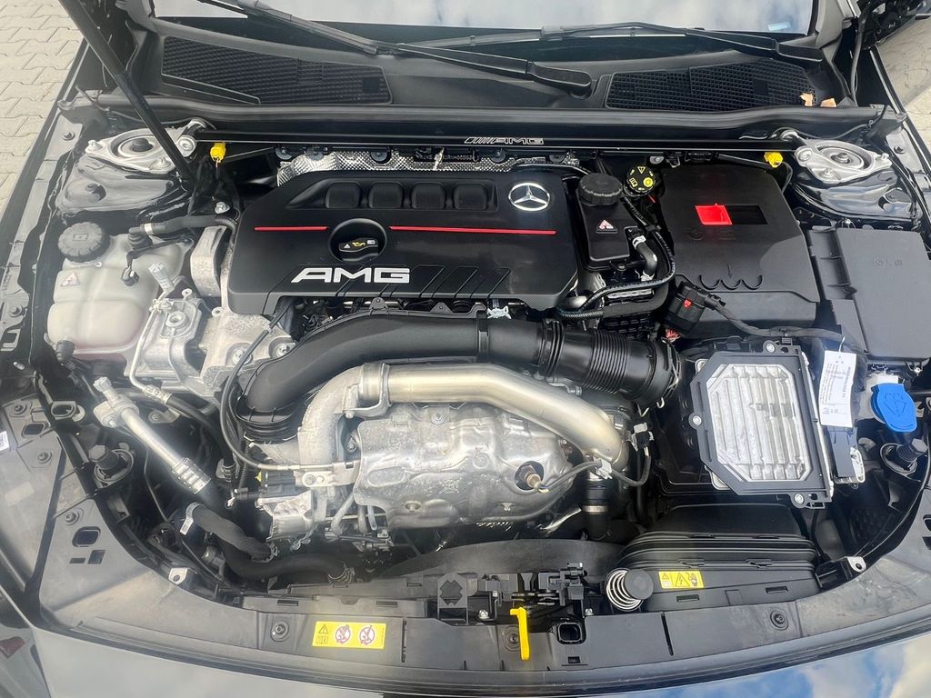 Mercedes-Benz CLA 35 AMG 2024