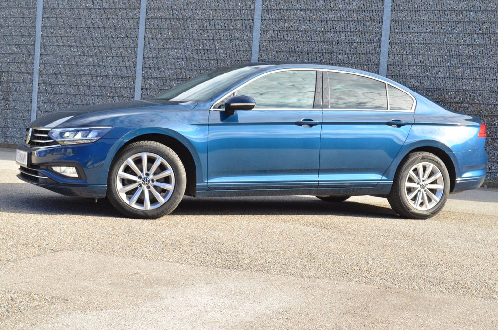 Volkswagen Passat 2021