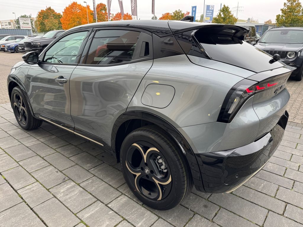 Alfa Romeo Junior 2025