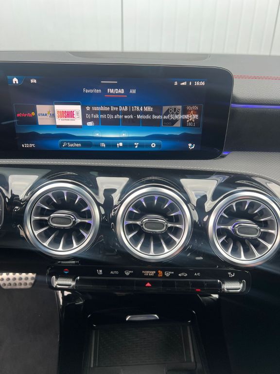 Mercedes-Benz CLA 35 AMG 2024