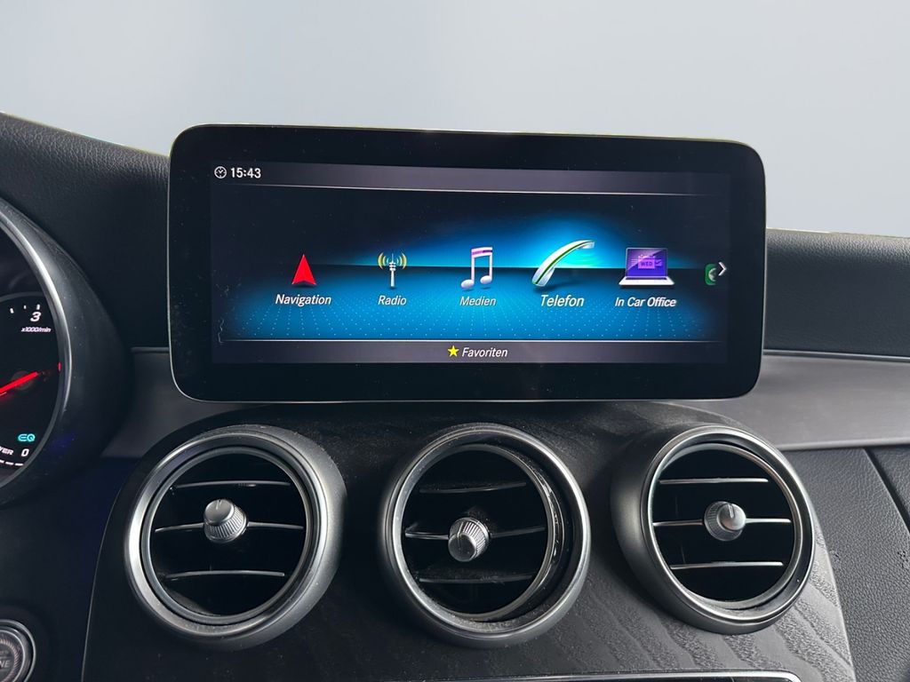 Mercedes-Benz C 300 2021