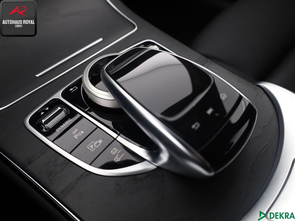 Mercedes-Benz C 300 2021