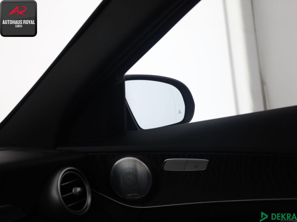 Mercedes-Benz C 300 2021