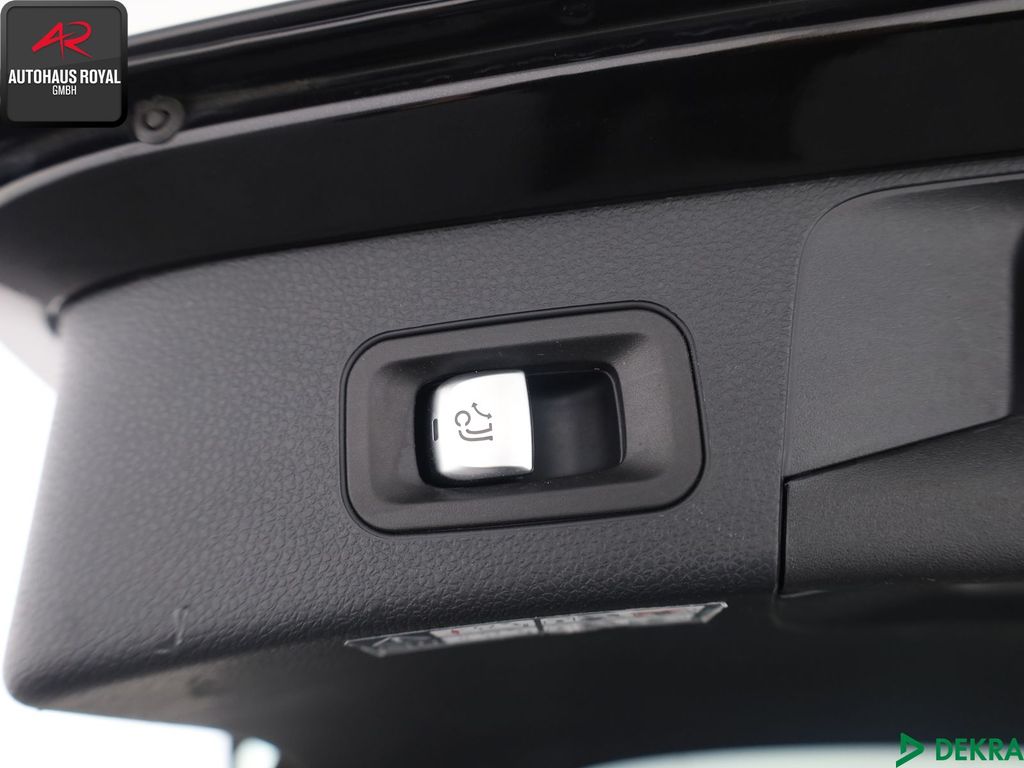 Mercedes-Benz C 300 2021