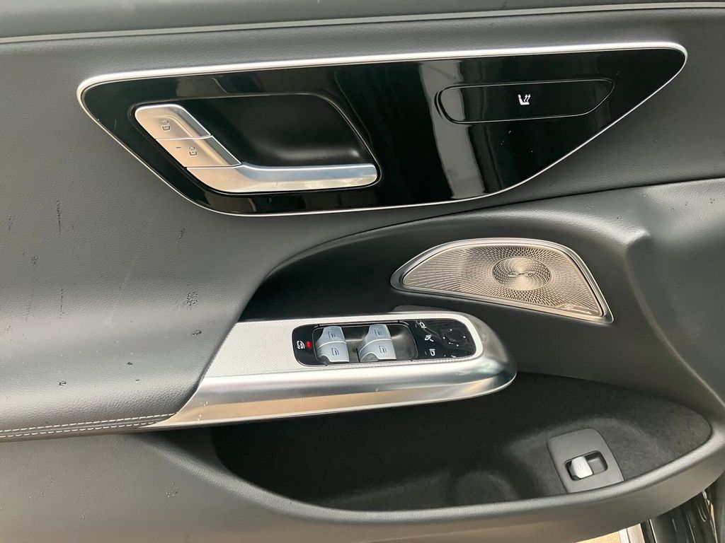 Mercedes-Benz E 300 2024