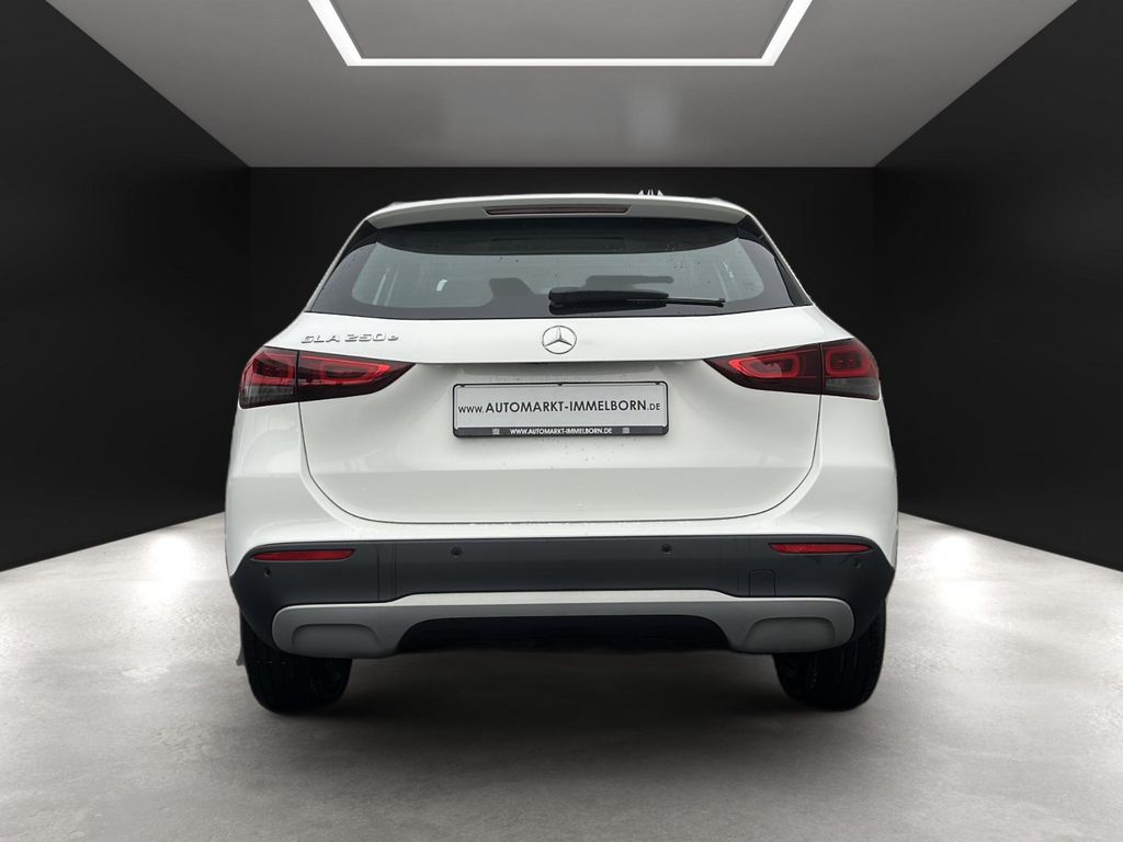 Mercedes-Benz GLA 250 2022