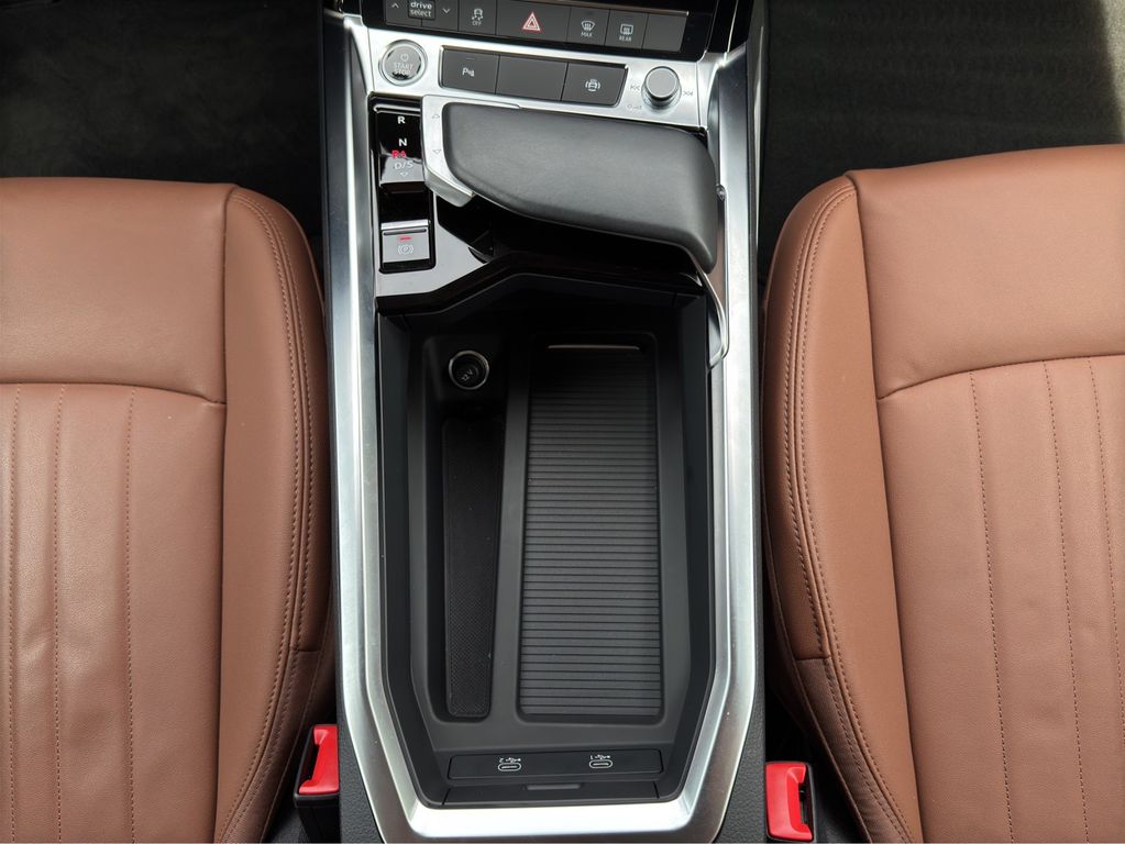 Audi e-tron 2022