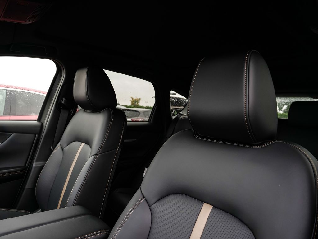Mazda CX-60 2025