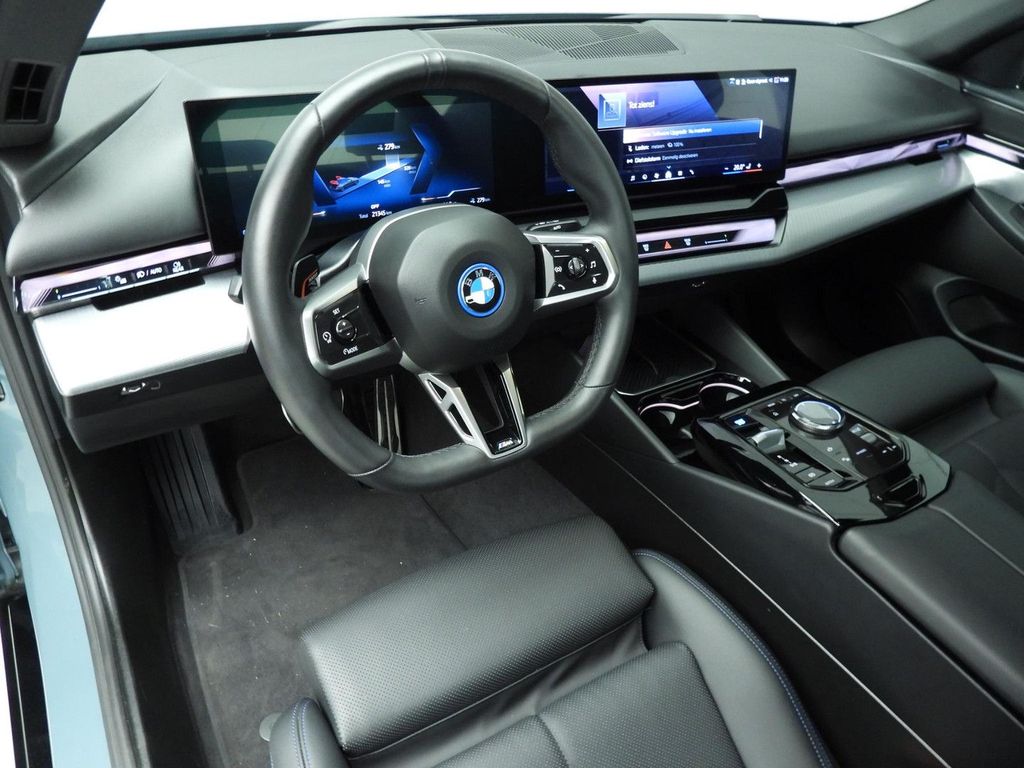 BMW i5 2025