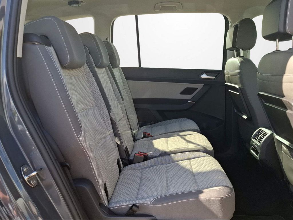 Volkswagen Touran 2024